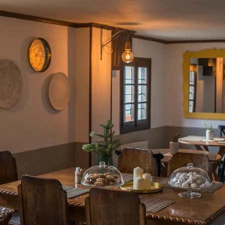 بيت ضيافة Charis 3*