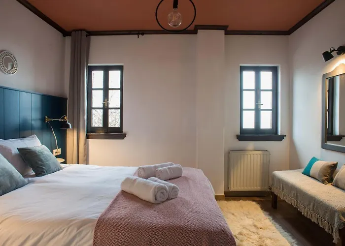 Charis Μακρινίτσα