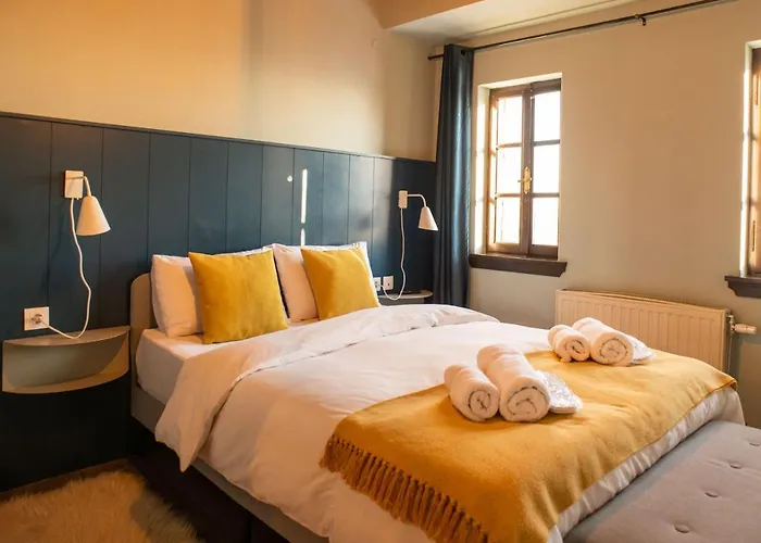 Charis Πανσιόν